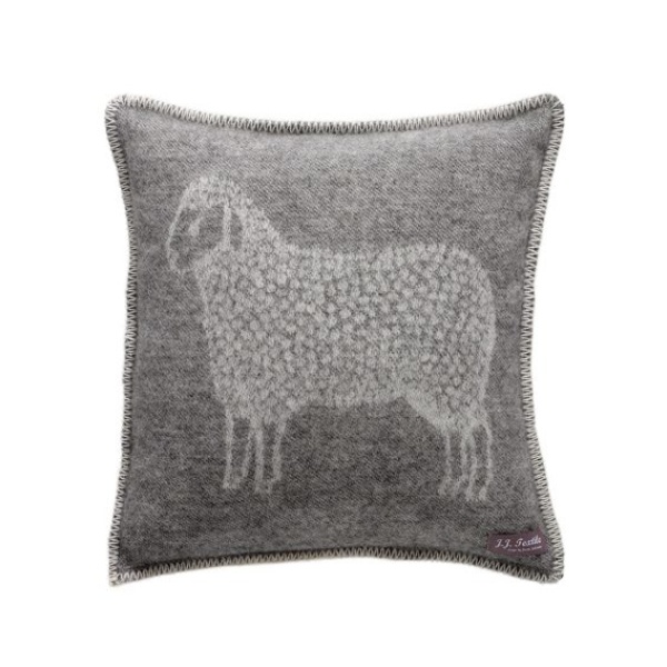 100% New Zealand Wool Sheep Cushion in grey size 45×45 cms