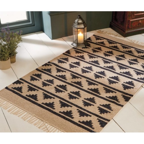 Neutral Patterned Recycled Yarn Rug