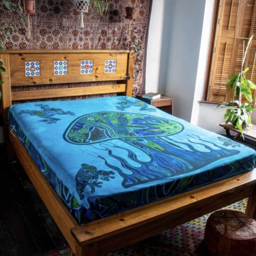 100% Cotton Blue Forest Mushroom Print Throw Bedspread 210×240 cms 100% Cotton Blue Forest Mushroom Print Throw Bedspread 210x240 cms