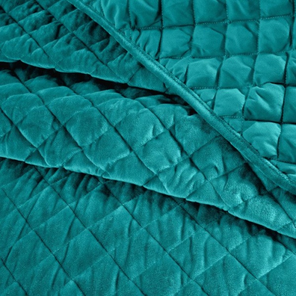 Emerald Velvet Woven Quilted Bedspread Set, 220 x 240 Cms