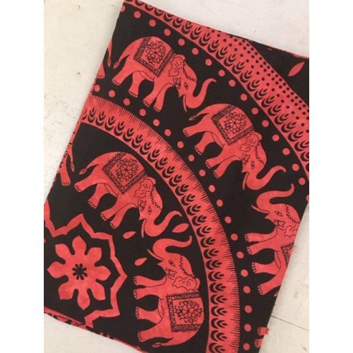 100% Cotton Red Throw – for sofas, beds, wallhangings and picnic blanket