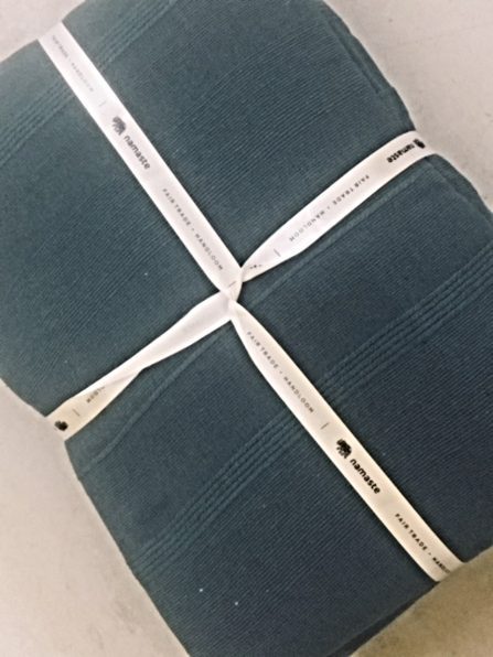 100% Cotton Slate Blue Throw 225×250 cms – idea for 2 seater and 3 seater sofas 100% Cotton Slate Blue Throw 225×250 cms – idea for 2 seater and 3 seater sofas