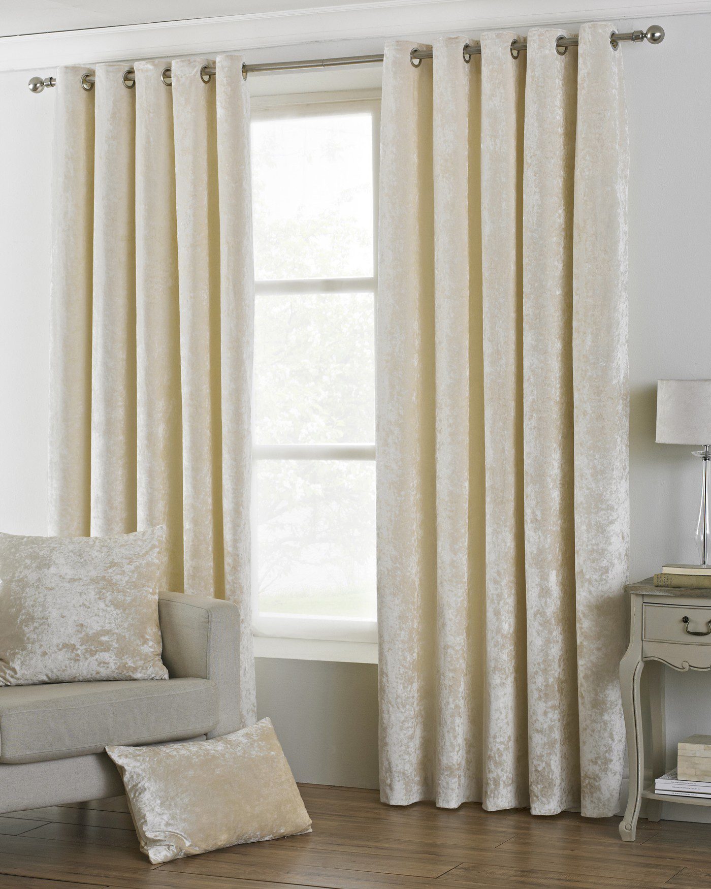 Verona  Ivory Velvet Curtains/Bedding/Furnishings