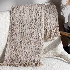 Woven Tasselled Feather Colour Throw size 130×180 cms – Ideal for sofas, chairs and beds