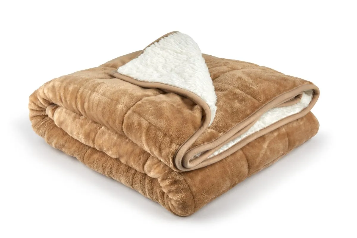 Cosy Beige Gold Weighted Blankets – ideal for sofas, beds and chairs