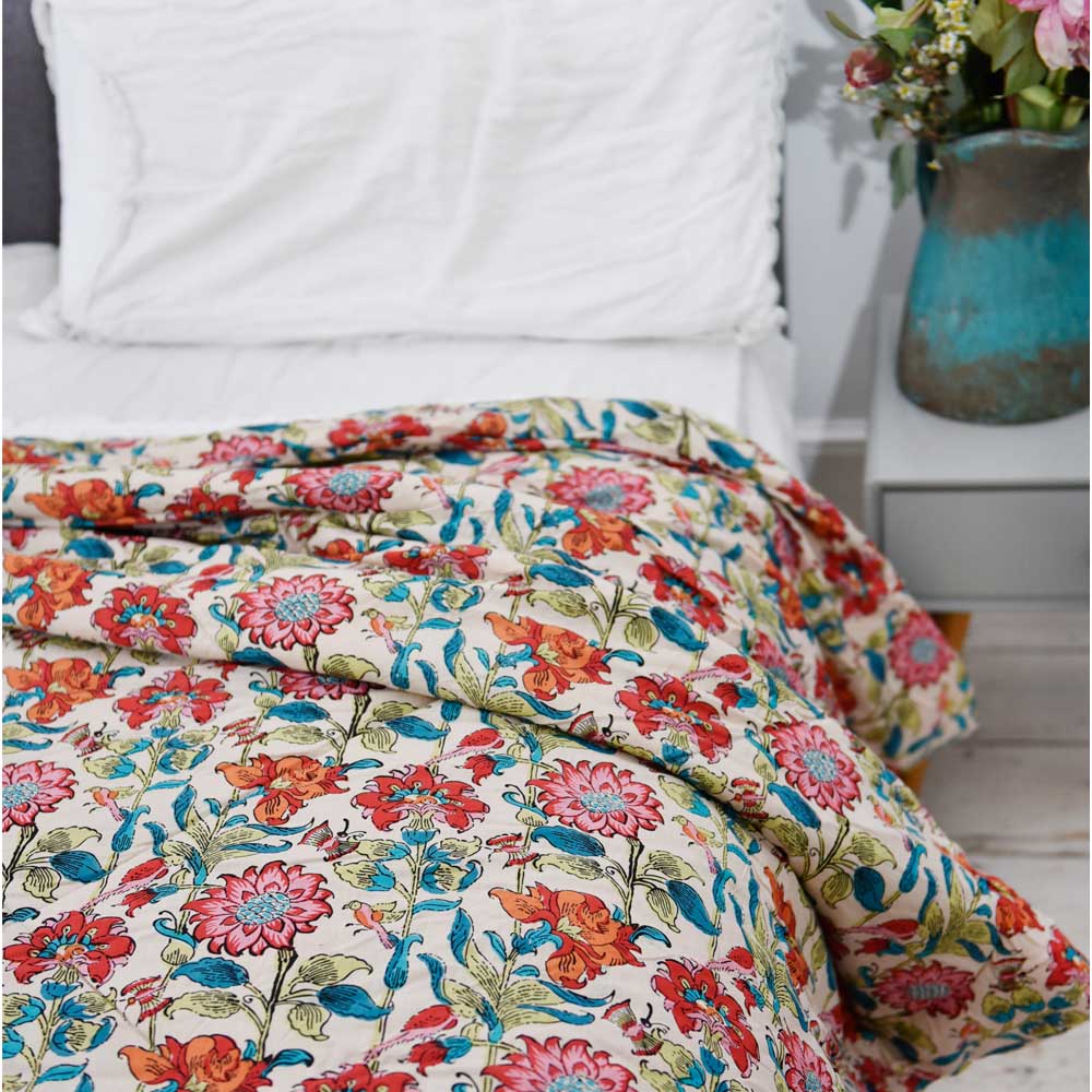 100% Cotton Garden Print Quilt/Throw/Bedspread 220x265cms