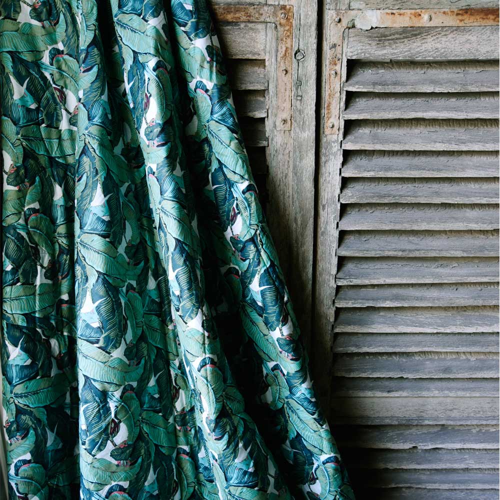 100% Cotton  Green Leaf Quilt/Throw/Bedspread 220x265cms