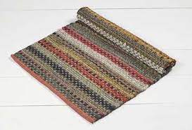 Handcrafted Aztec Chindhi Rug Red