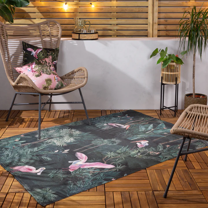 Platalea Bottle Green Indoor/Outdoor Rug 120x170cms Cushions 43x43cms