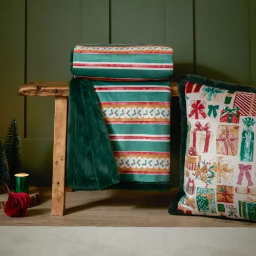 Ruby and Emerald Velvet and Faux Throw/Co ordinating Cushions available separateling Ruby and Emerald Velvet and Faux Throw/Co ordinating Cushions available separateling