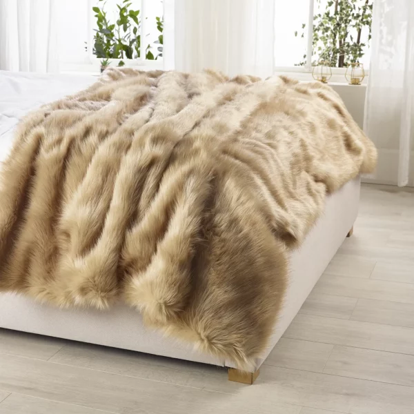 Sahara Luxury Faux Fur Throw and Cushions Sahara Luxury Faux Fur Throw and Cushions