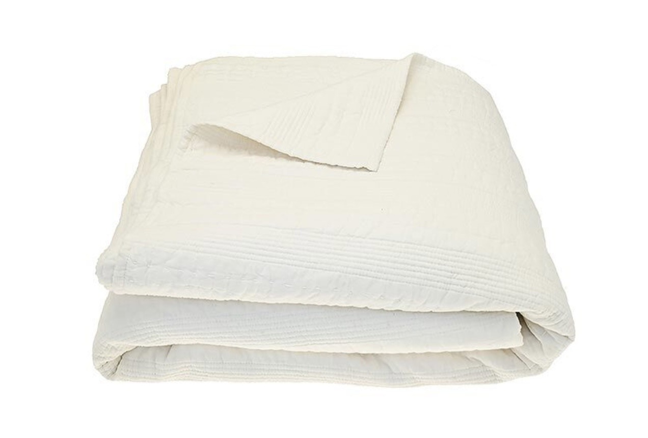 100% Cotton Luxury Natural White Oversized Throw/Bedspread 240x260cms – Ideal for sofas, chairs and beds