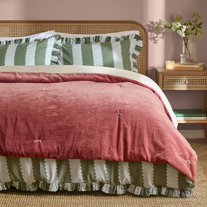 Rose Cotton Velvet Oversized Throw/Bedspread 140x220cms