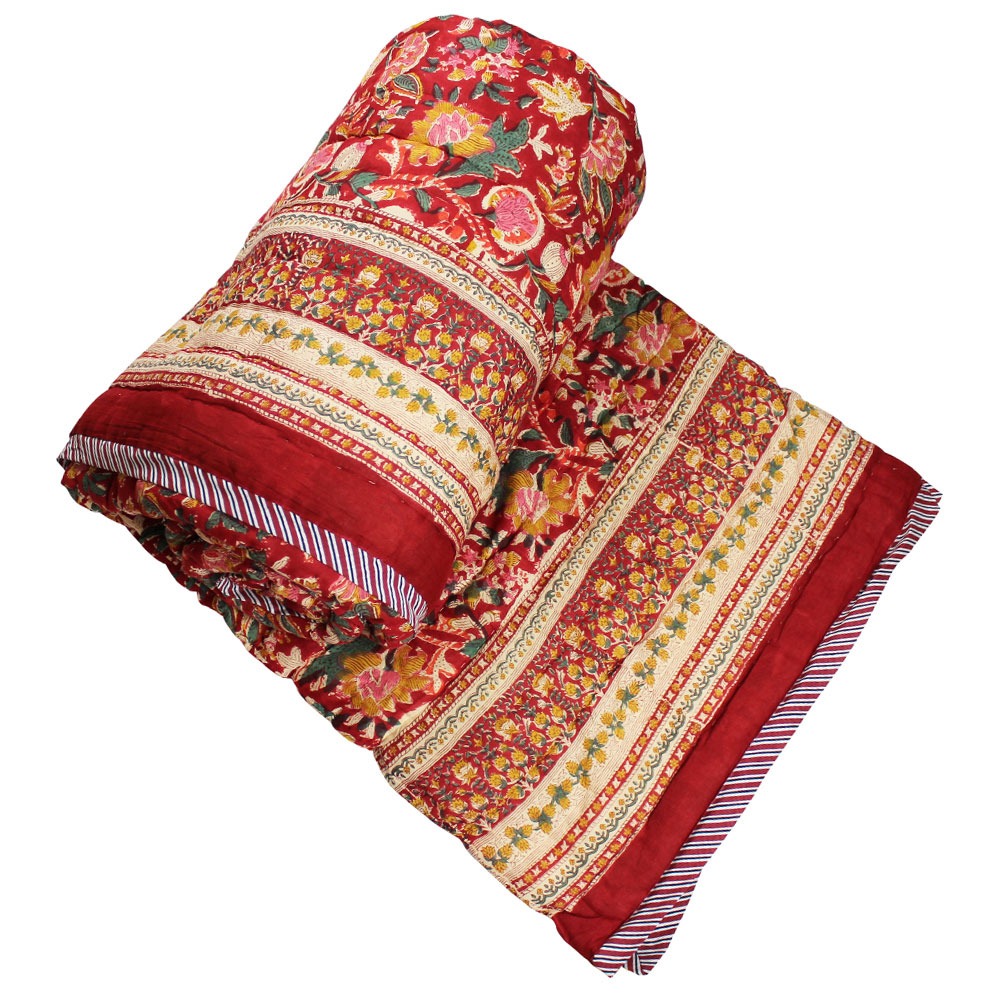 100% Cotton Dark Red, Green & Mustard Floral Print Reverse Quilt/Throw 220x265cms 100% Cotton Dark Red, Green & Mustard Floral Print Reverse Quilt/Throw 220x265cms