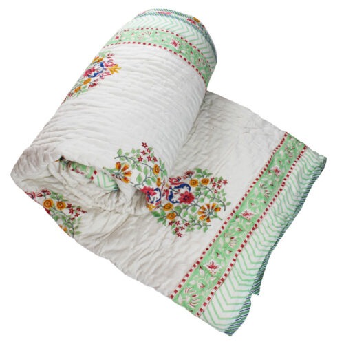 100% Cotton Large Block Floral With Pink & Green Floral Reverse Quilt/Throw220x265cms 100% Cotton Large Block Floral With Pink & Green Floral Reverse Quilt/Throw220x265cms